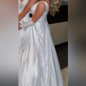 Wedding dress/Debutante Gown
